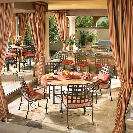 OW Lee Classico Wrought Iron Outdoor Dining Set