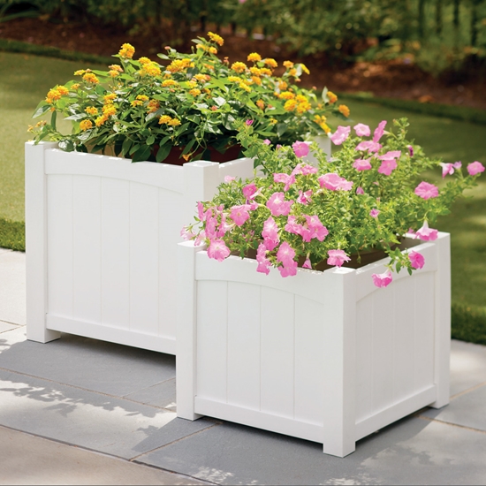 Wickford Residential Planter with flowers