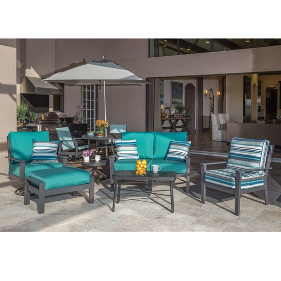 weather resistant custom color love seat
