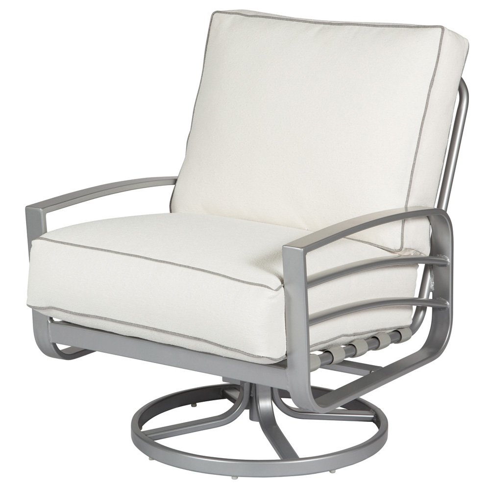 Skyway Deep Seating Swivel Rocker Lounge Chair