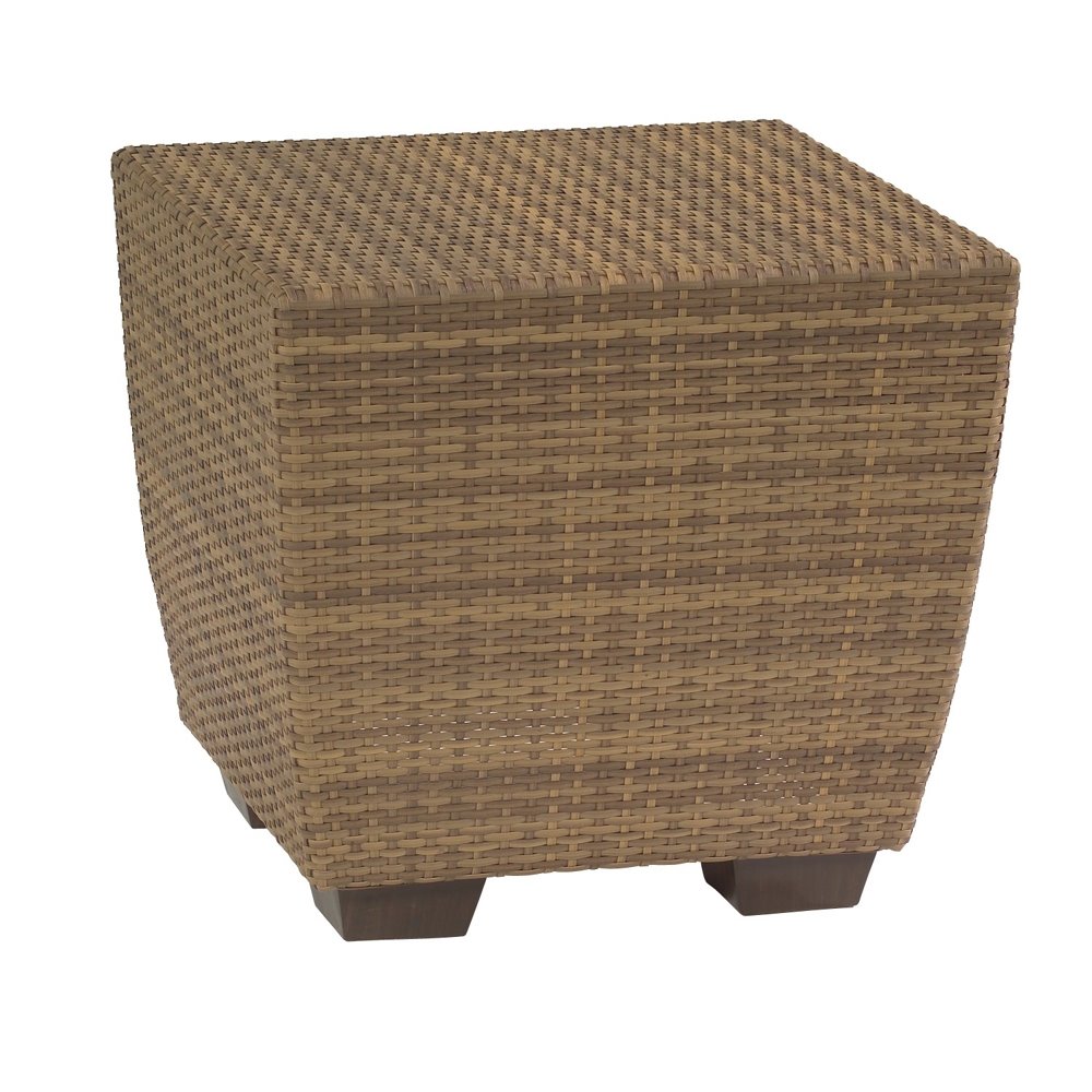 Available in Coffee, Mocha, or Brown Oak Hyacinth Wicker Colors.