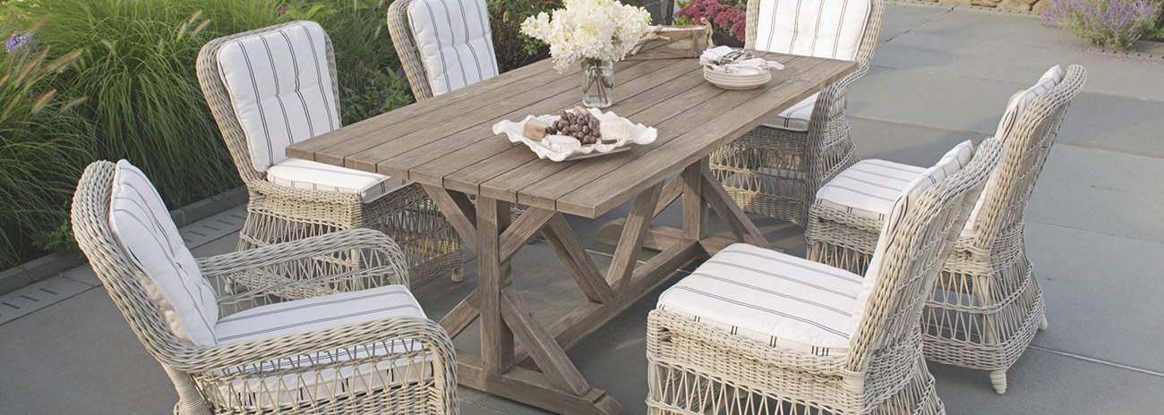 Kingsley Bate Teak Table