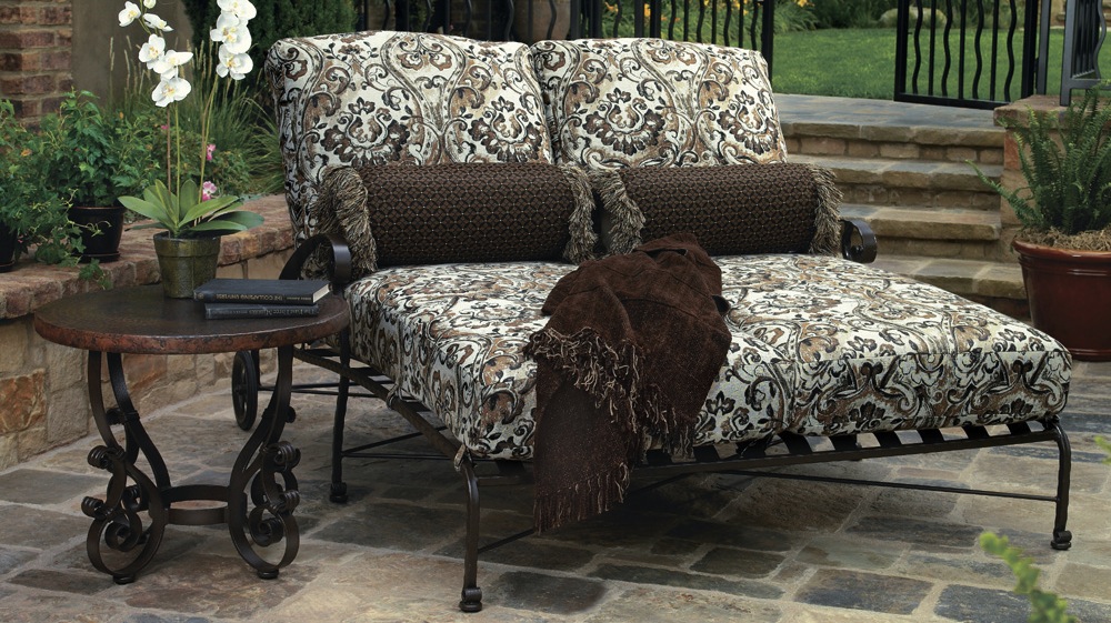 San Cristobal Double Chaise Lounger Set