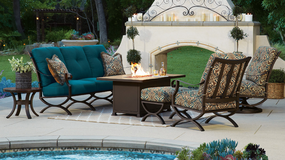 OW Lee Luna Sofa Fire Pit Set