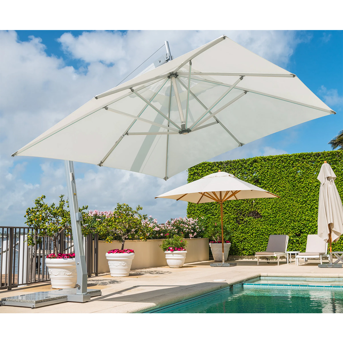 Bambrella Hurricane Aluminum Side Wind Rectangle 10' x 13