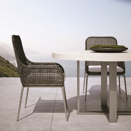 Del Mar Round Dining Table lifestyle