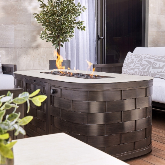 Biscayne 30" x 60" Oval Coffee Table with Firepit detail