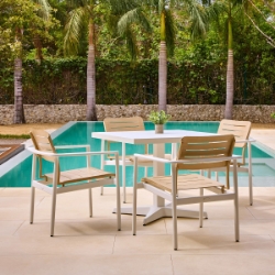 Castelle Davenport Slat Outdoor Dining Set