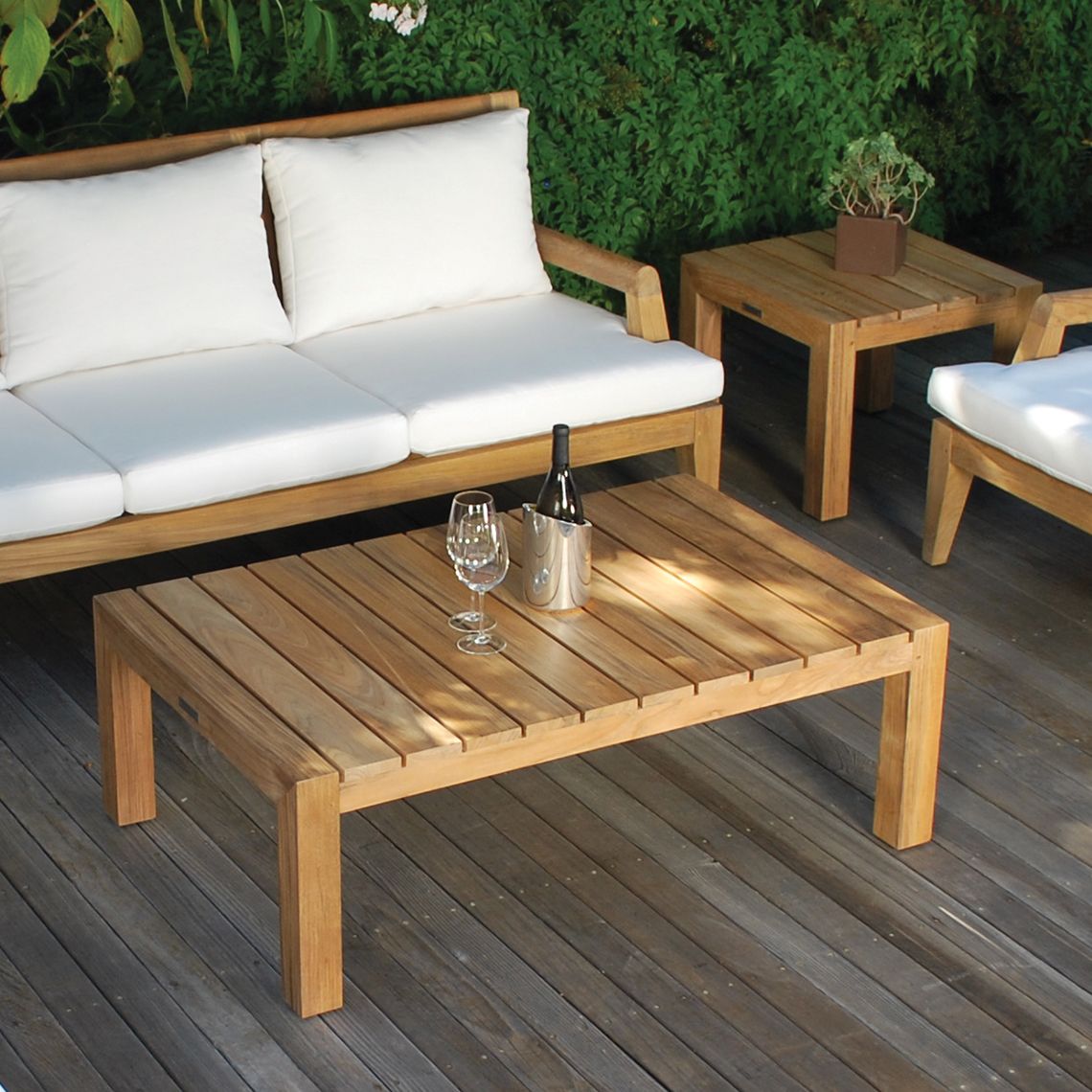 Mendocino 47" x 31" Rectangle Coffee Table lifestyle