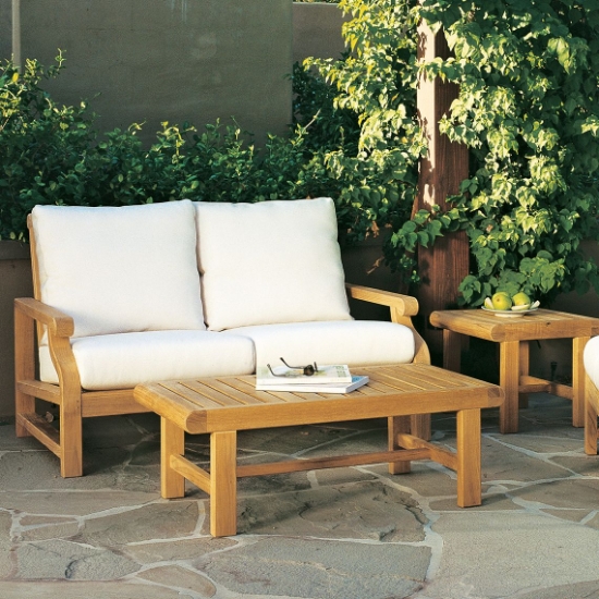 Nantucket Deep Seating Settee lifestyle