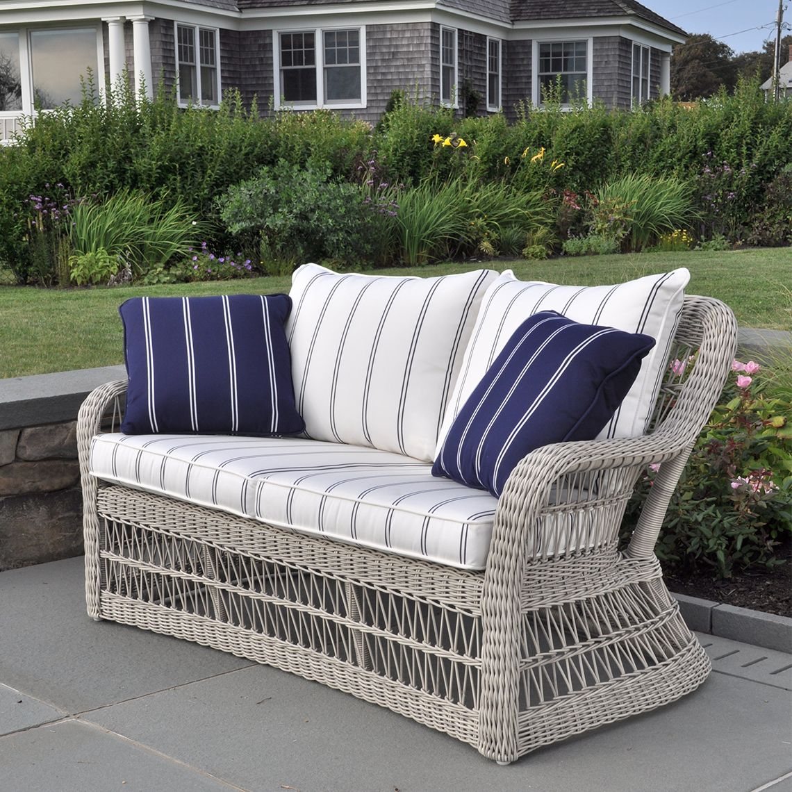 Kingsley Bate Southampton Settee