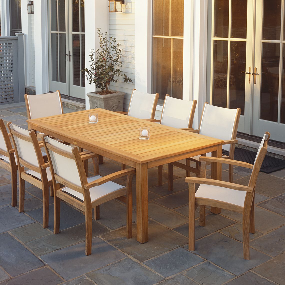 Kingsley Bate St. Tropez Teak Dining Set for 8 - KB-STTROPEZ-SET1