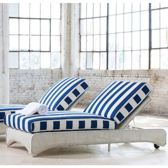 Single Adjustable Wicker Pool Chaise - 6020