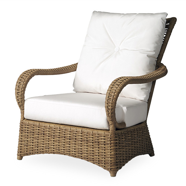 traditional wicker lounge chair