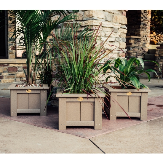 rust fade corrosion proof planter