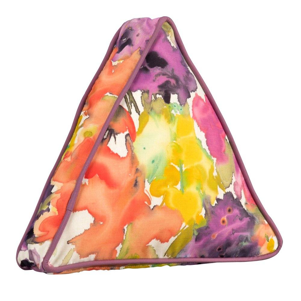 Mallin Triangle Pillow - 96WP25WL