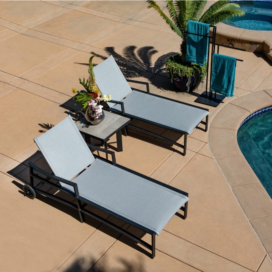 Avana aluminum chaise with sling seating