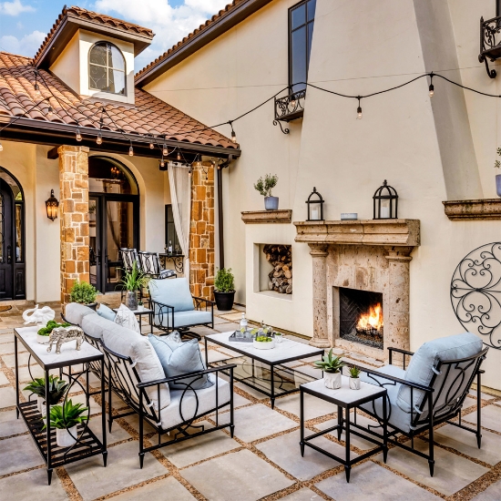 Kensington Traditional Patio Set