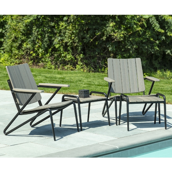 HIP Club Chair Set with Sidekick