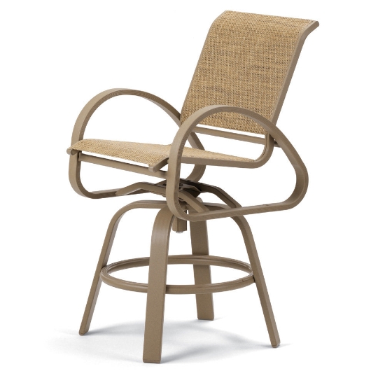 Motion based outdoor sling seating