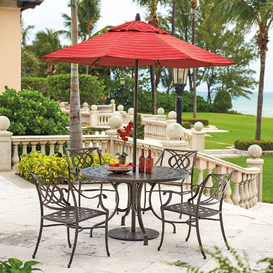 7.5' Commercial Market Umbrella - 670