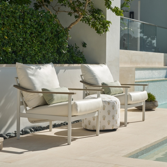 Chateau Lounge Chair - A0F0