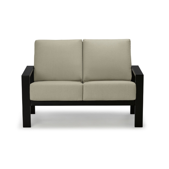 Larssen Cushion Loveseat - 1L40