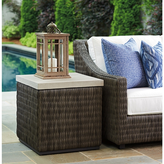 wicker outdoor end table