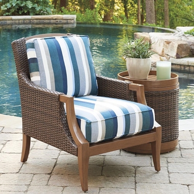 Tommy Bahama Harbor Isle Cushion Outdoor Lounge Chair with Accent Table - TB-HARBORISLE-SET9
