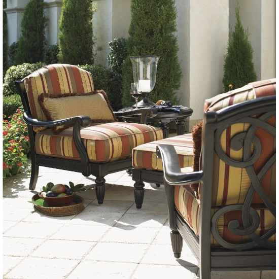 scroll arm lounge chair