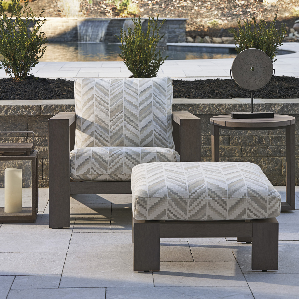 Tommy Bahama Mozambique Ottoman