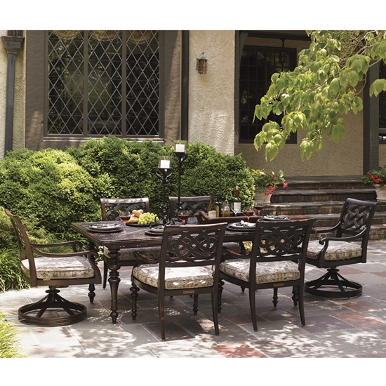 traditional style outdoor table