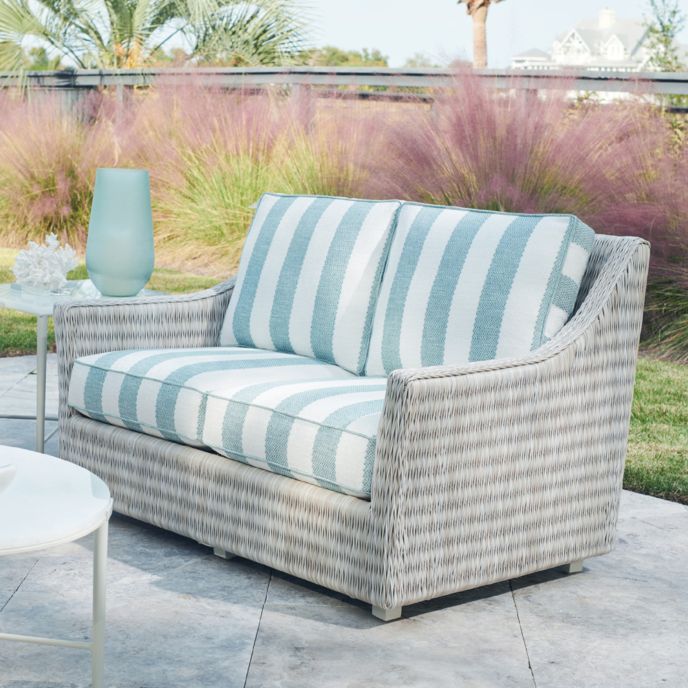 Tommy Bahama Seabrook Loveseat - Thumbnail 4