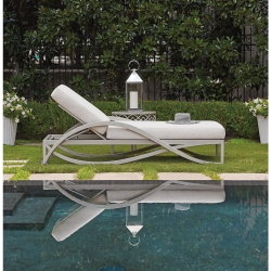 Tommy Bahama Silver Sands Chaise Lounge with Side Table - TB-SILVERSANDS-SET9