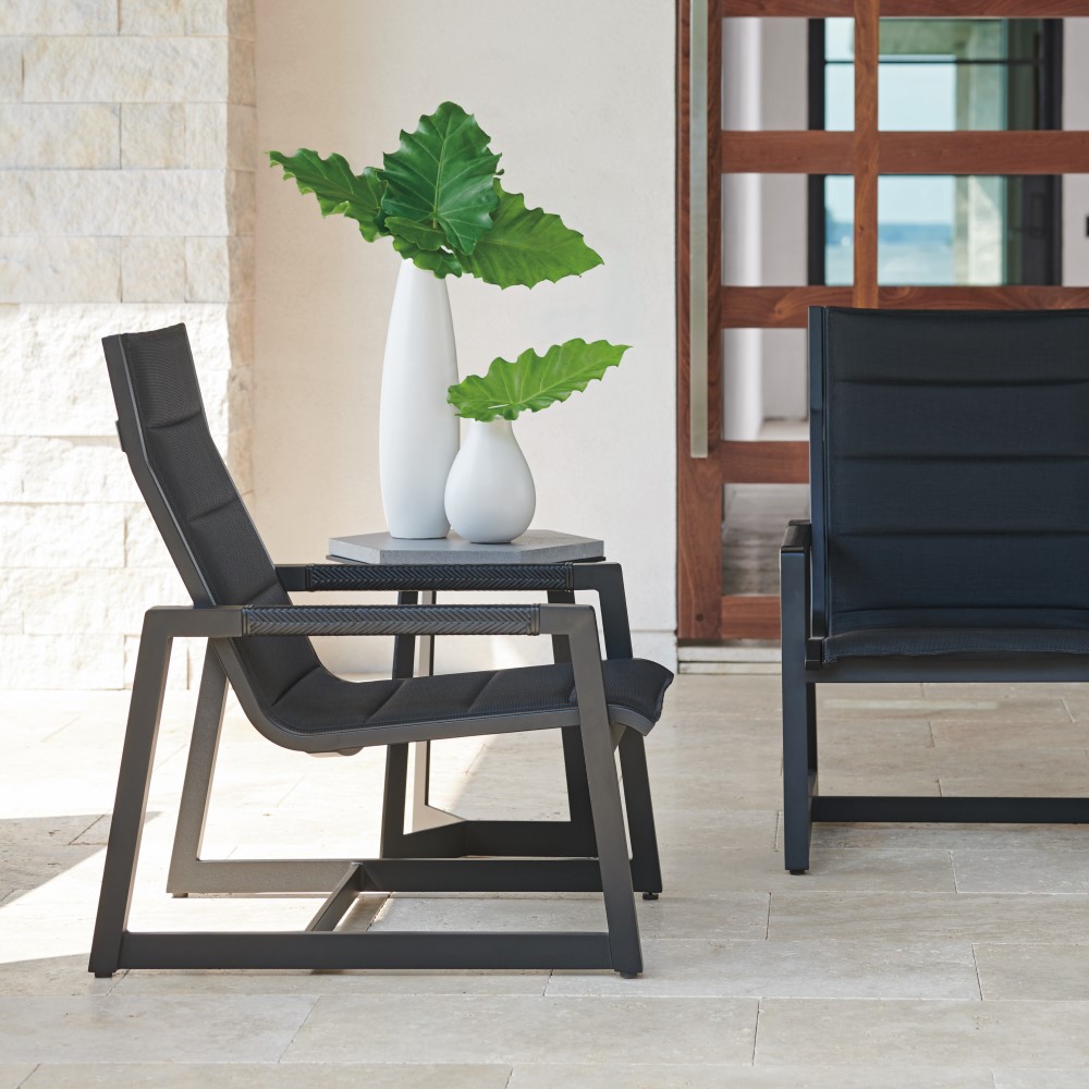 South beack aluminum lounge chair with sling seating