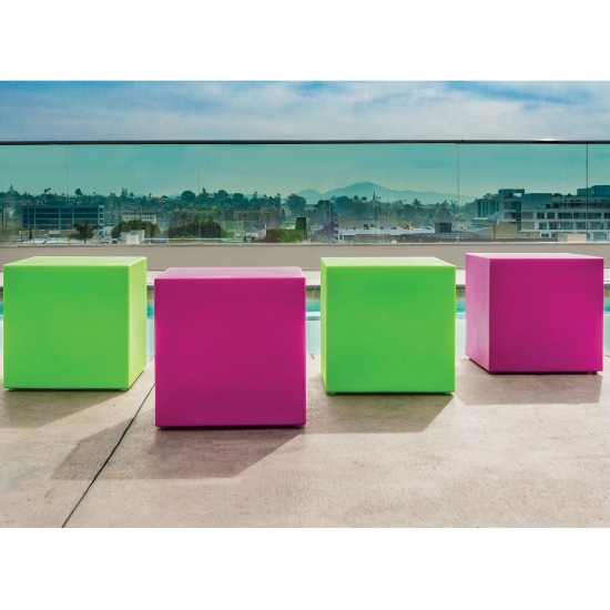 curve marine grade polymer end table