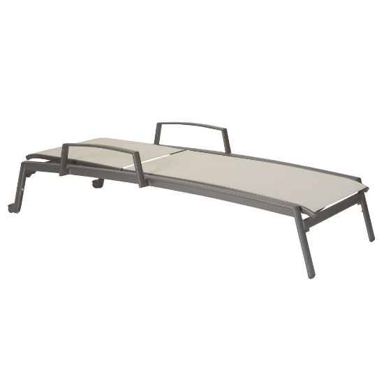 chaise flat