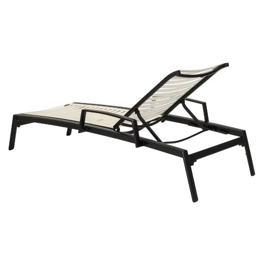 chaise back detail