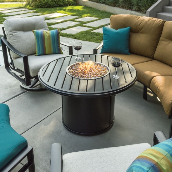 Banchetto aluminum slat fire table