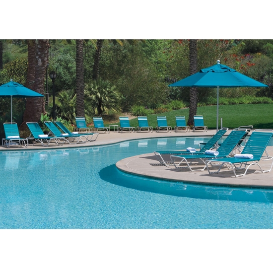 Kahana aluminum chaise with vinyl straps