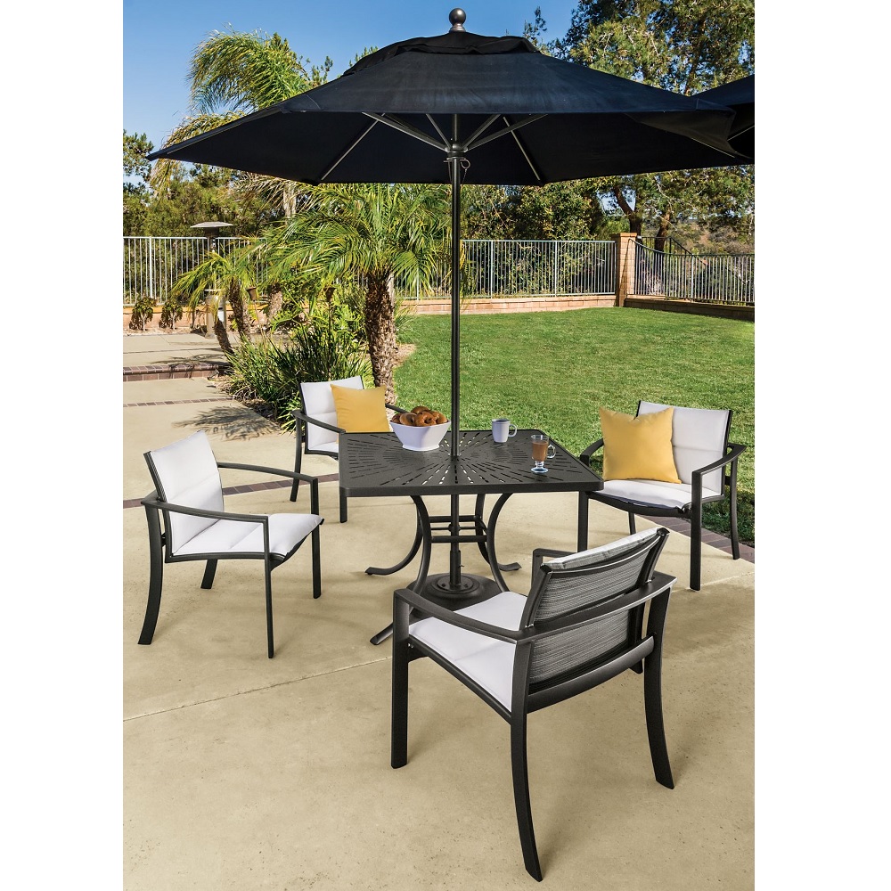 Kor aluminum dining chair with padded sling seating