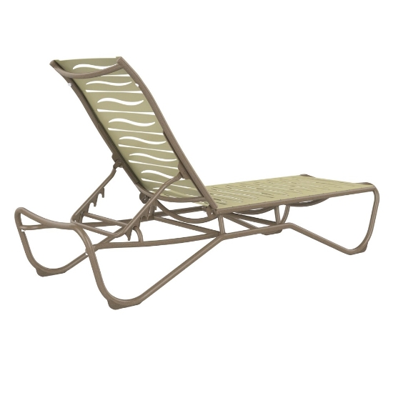 chaise back detail