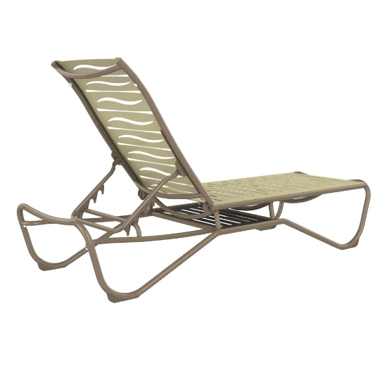 chaise stacked