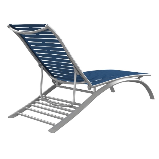 chaise back detail
