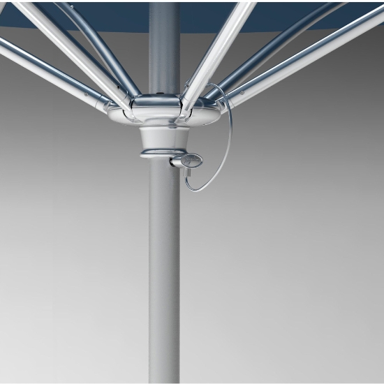 trace manual lift detail