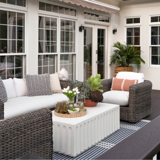 Coastal Living Montauk Swivel Lounge Chair - U012570