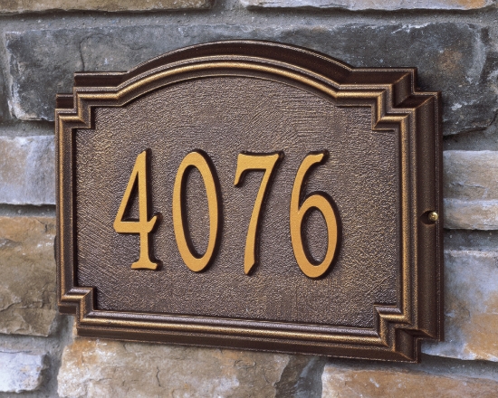 Williamsburg Standard Wall Address Plaque - One Line - 1290