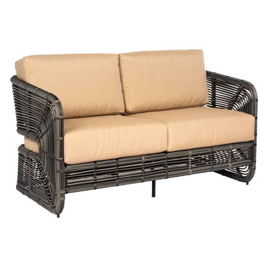weather resistant lounge furniture