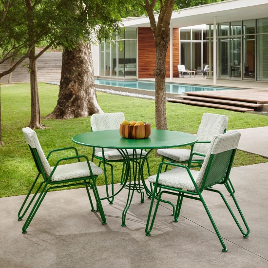 Woodard Turner Iron Patio Dining Set with Cushions - WD-TURNER-SET1