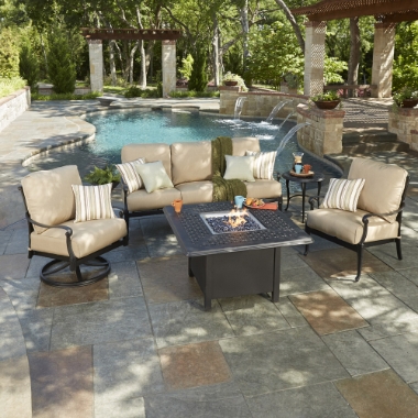 Woodard Wiltshire Patio Sofa Fire Table Set - WD-WILTSHIRE-SET4